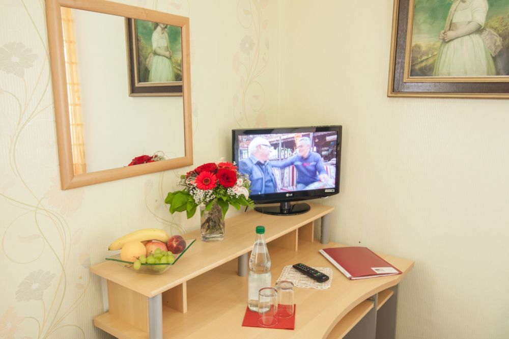 Hotel Pension Wiesenau Salzhausen エクステリア 写真